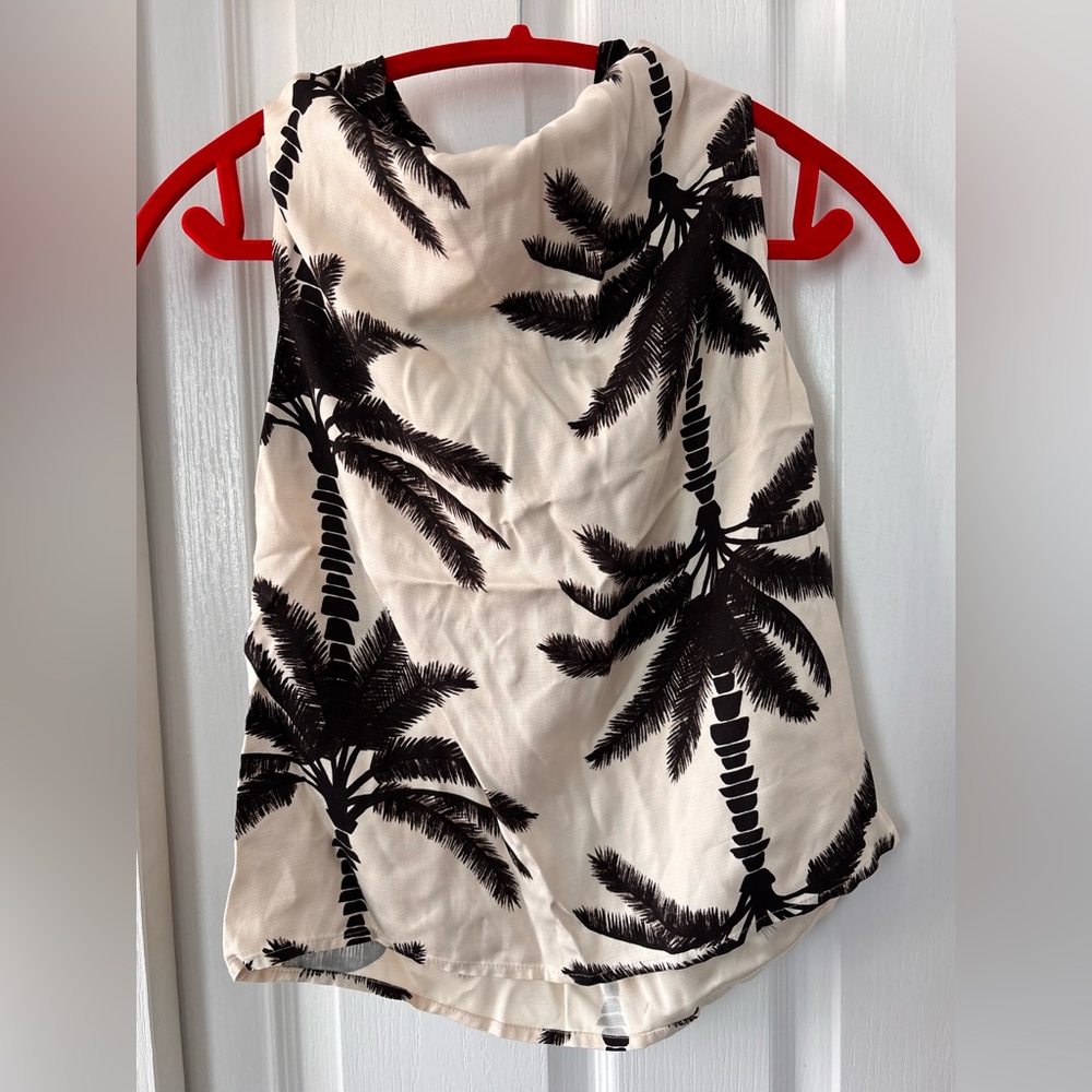 H&M Black and Cream Patterned Top